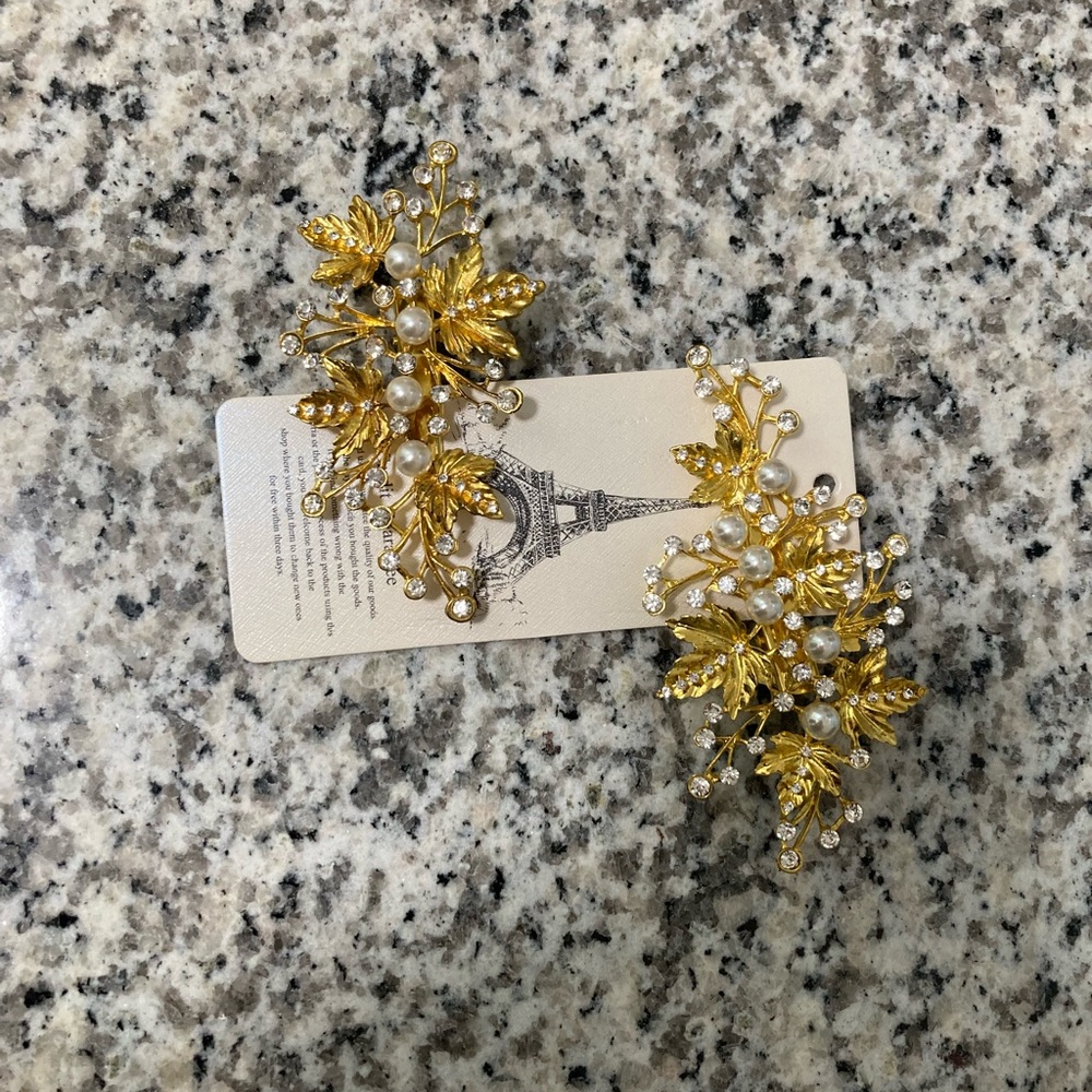 Gold Hair Clips with Pearls - Set of 2